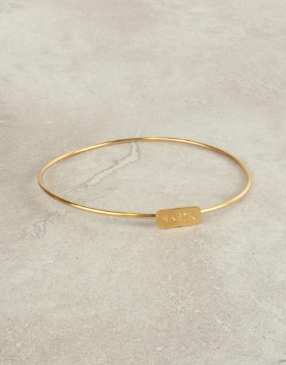 Pulsera brazalete placa con nombre corto oro personalizada