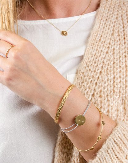 Pulsera brazalete medalla soldada pequeña oro personalizada