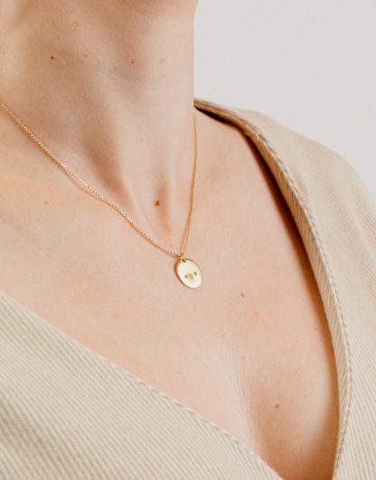 Collar medalla mini inicial oro cadena circonitas personalizada